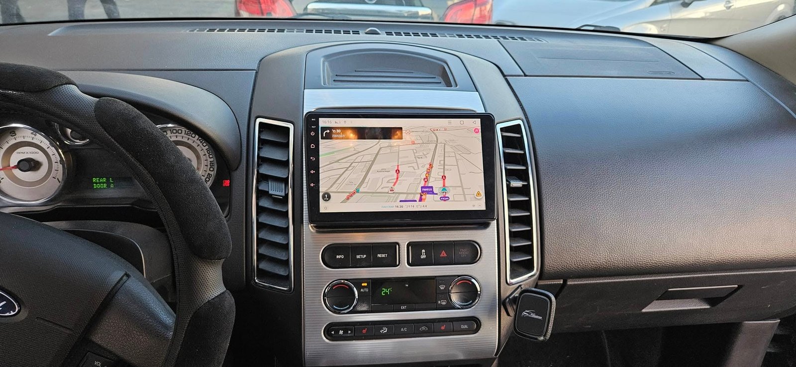 התקנת מסך מולטימדיה אנרדואיד 9 אינץ - ברכב Ford Edge 2008